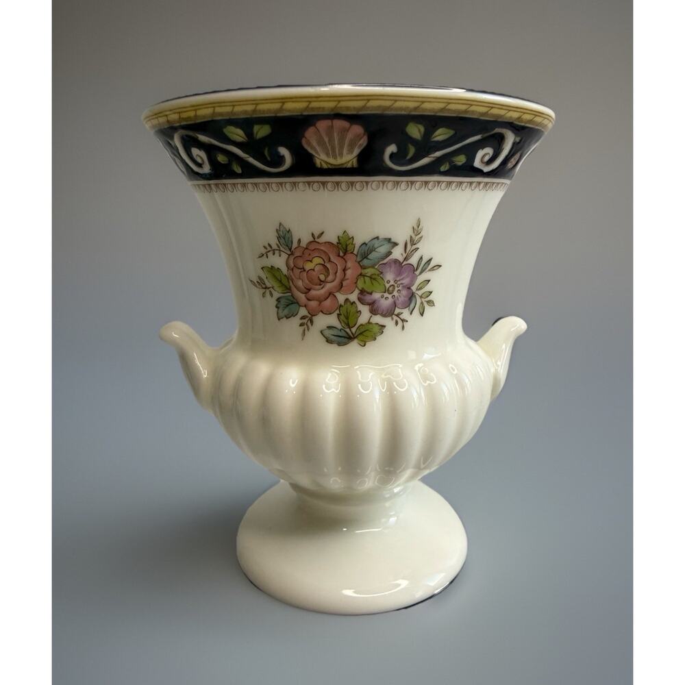 Vtg Wedgwood Runnymede Blue Mini Bud Vase Urn Bone China England